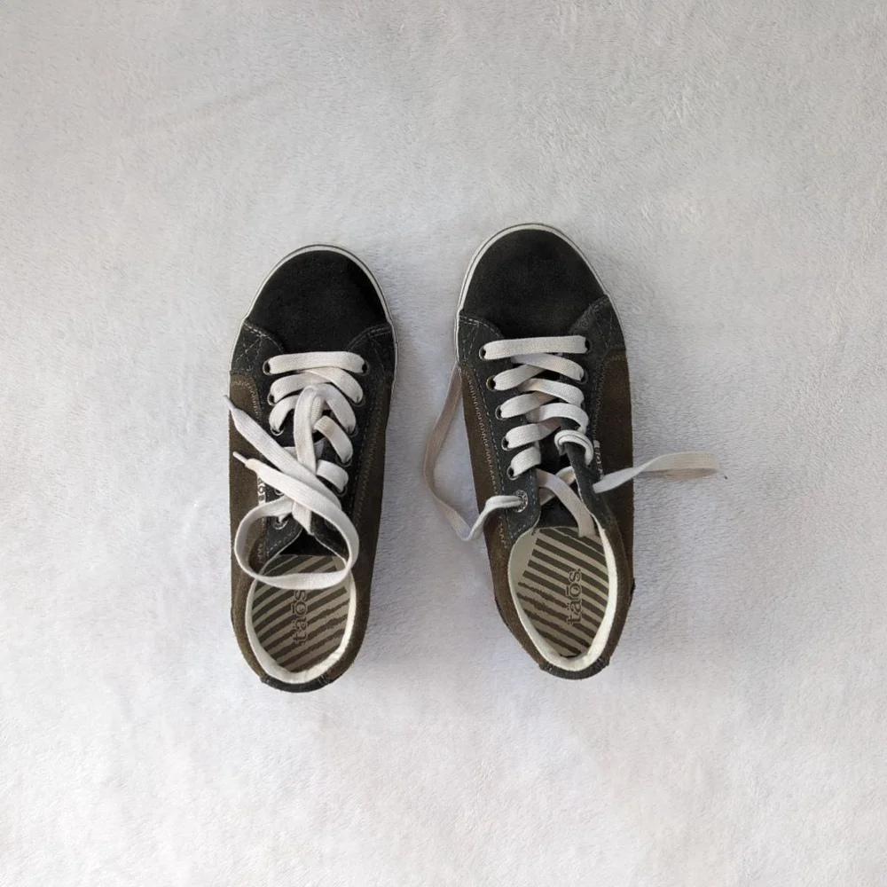 Taos Retrostar Green Suede Sneakers